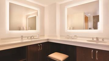 Presidential Suite, 1 King Bed, Non Smoking | Bathroom | Combined shower/tub, designer toiletries, hair dryer, towels