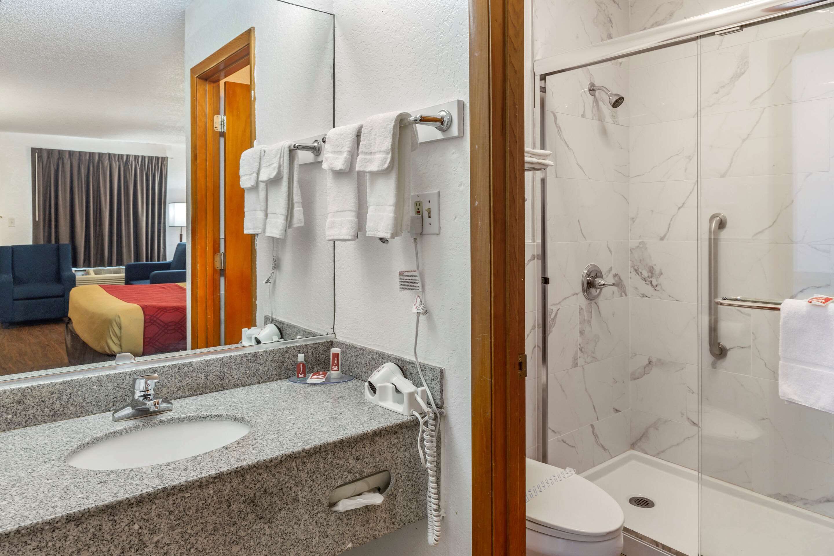 Hair dryer, towels