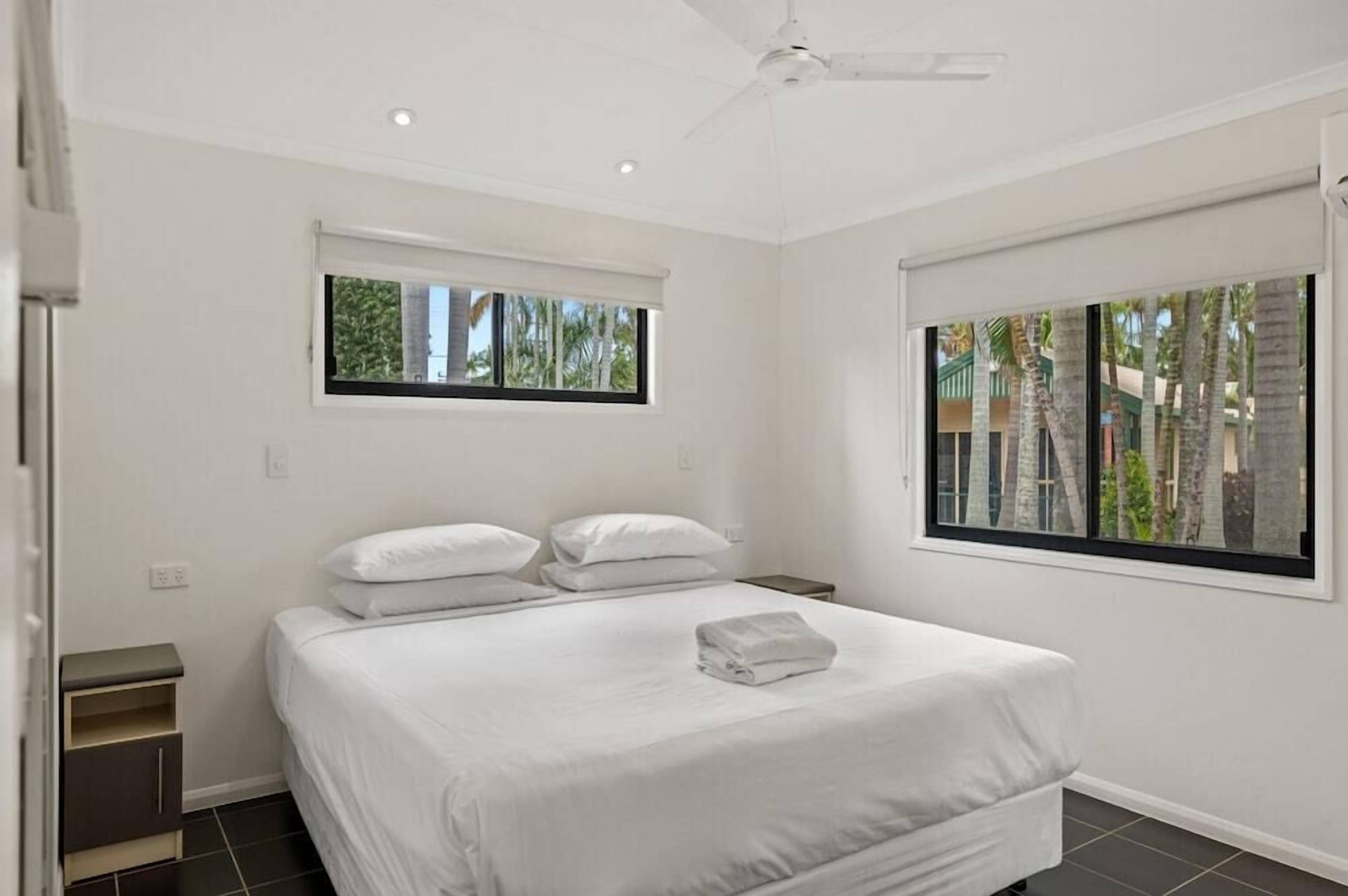 Iron/ironing board, free WiFi, bed sheets, alarm clocks