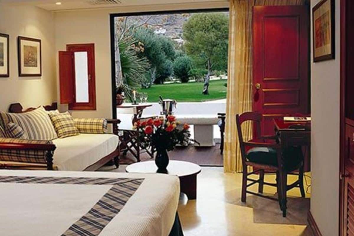 Family Room, 2 Bedrooms, Garden View | 1 bedroom, hypo-allergenic bedding, minibar, in-room safe