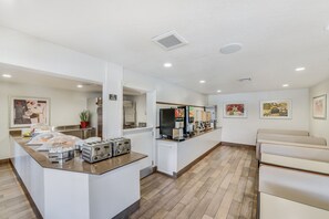Desayuno continental incluido todos los días