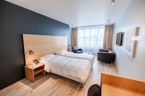 Superior Room | Hypo-allergenic bedding, minibar, in-room safe, desk