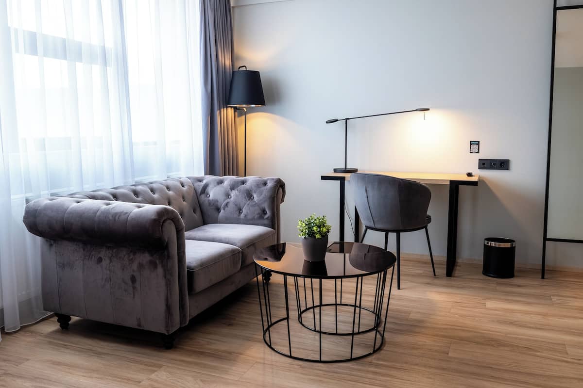 superior room | hypo-allergenic bedding, minibar, in-room safe, desk