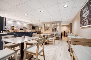 Colazione continentale inclusa, servita tutte le mattine