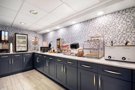 Petit déjeuner continental compris tous les jours