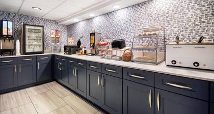 AmericInn by Wyndham Beloit