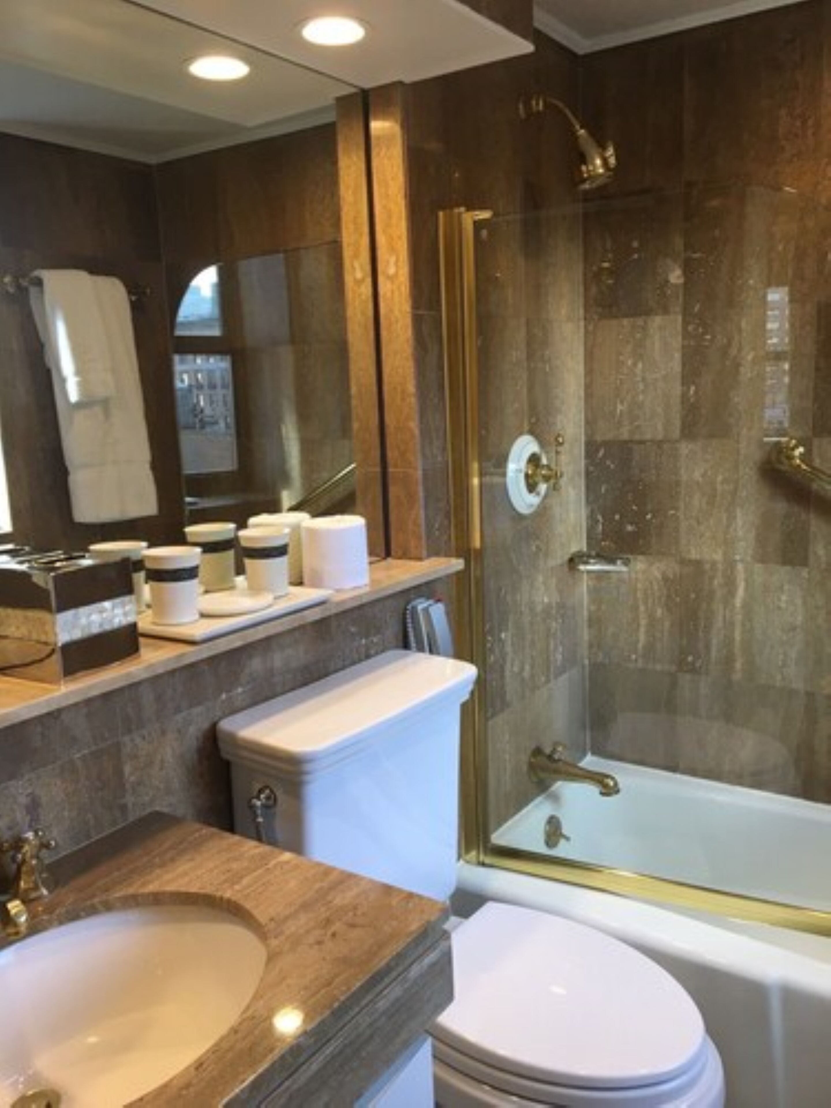 suite (hollywood) | bathroom | bathtub, designer toiletries, hair dryer, bathrobes