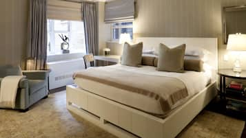 Room, 1 King Bed (Lowell) | Frette Italian sheets, premium bedding, down duvets, minibar