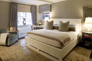 Room, 1 King Bed (Lowell) | Frette Italian sheets, premium bedding, down duvets, minibar