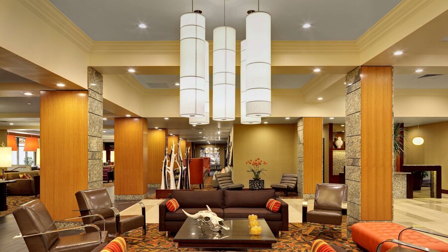 DoubleTree by Hilton Hotel St. Louis - Chesterfield