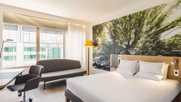 Superior Room, 1 Queen Bed (in Plaza Building)