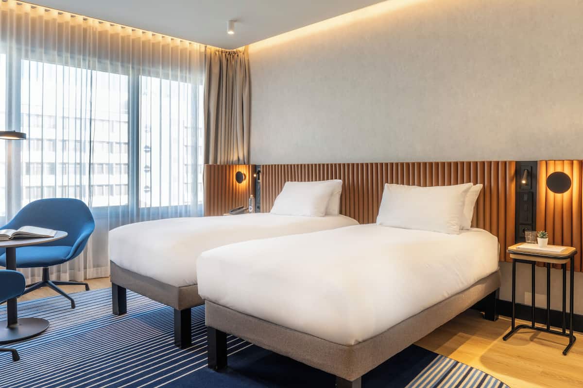 Superior Deluxe Room, 2 Twin Beds in the Deluxe building | Premium bedding, in-room safe, desk, laptop workspace