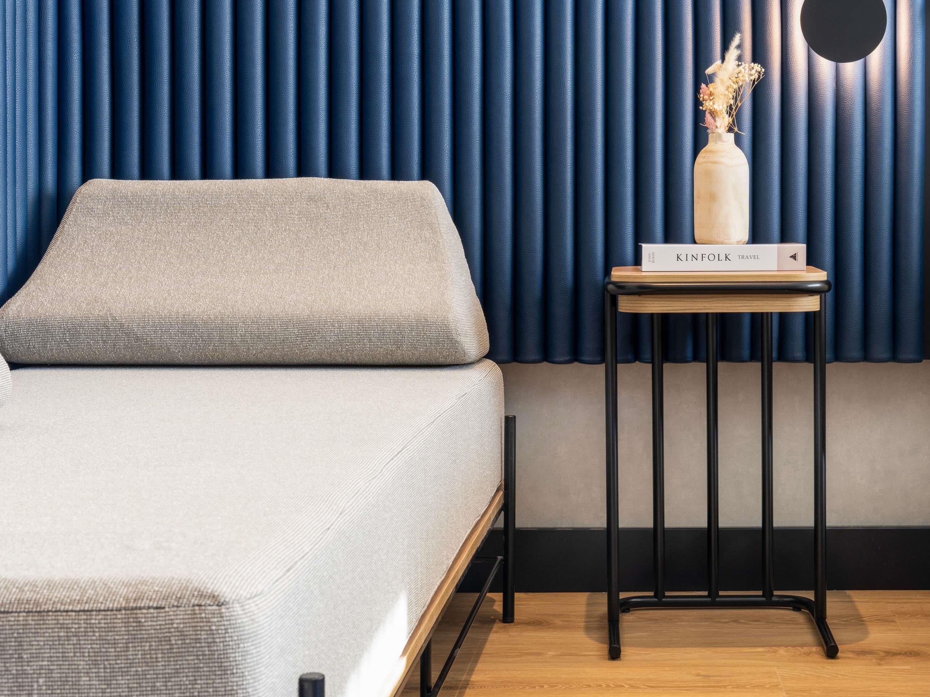 Premium bedding, in-room safe, desk, laptop workspace