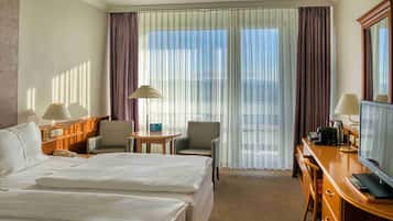Literie hypoallergénique, minibar, coffres-forts dans les chambres