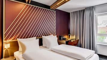 Premium Double Room | Meja, langsir/tirai gelap terus, kalis bunyi, Wi-fi percuma