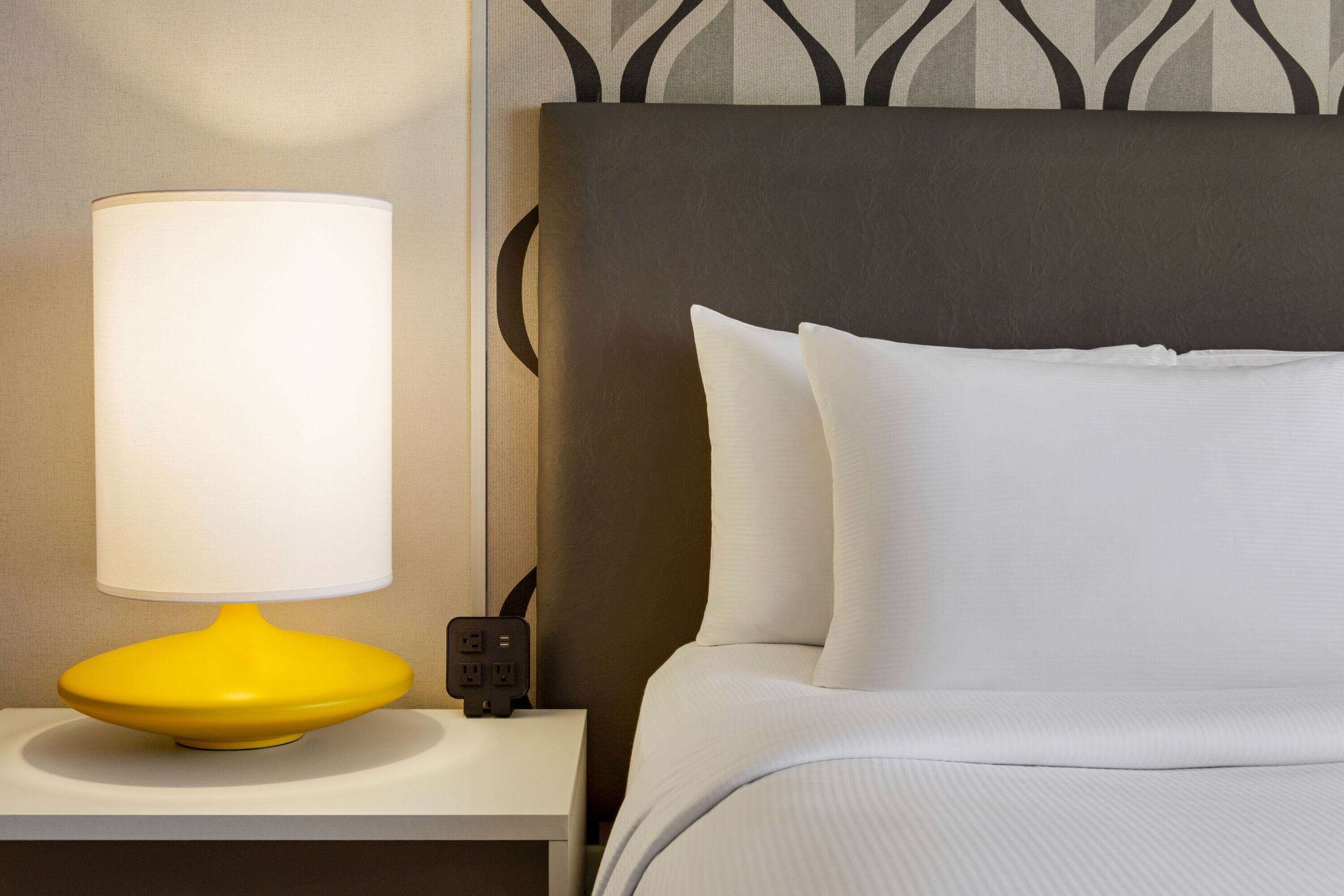 premium bedding, in-room safe, desk, laptop workspace