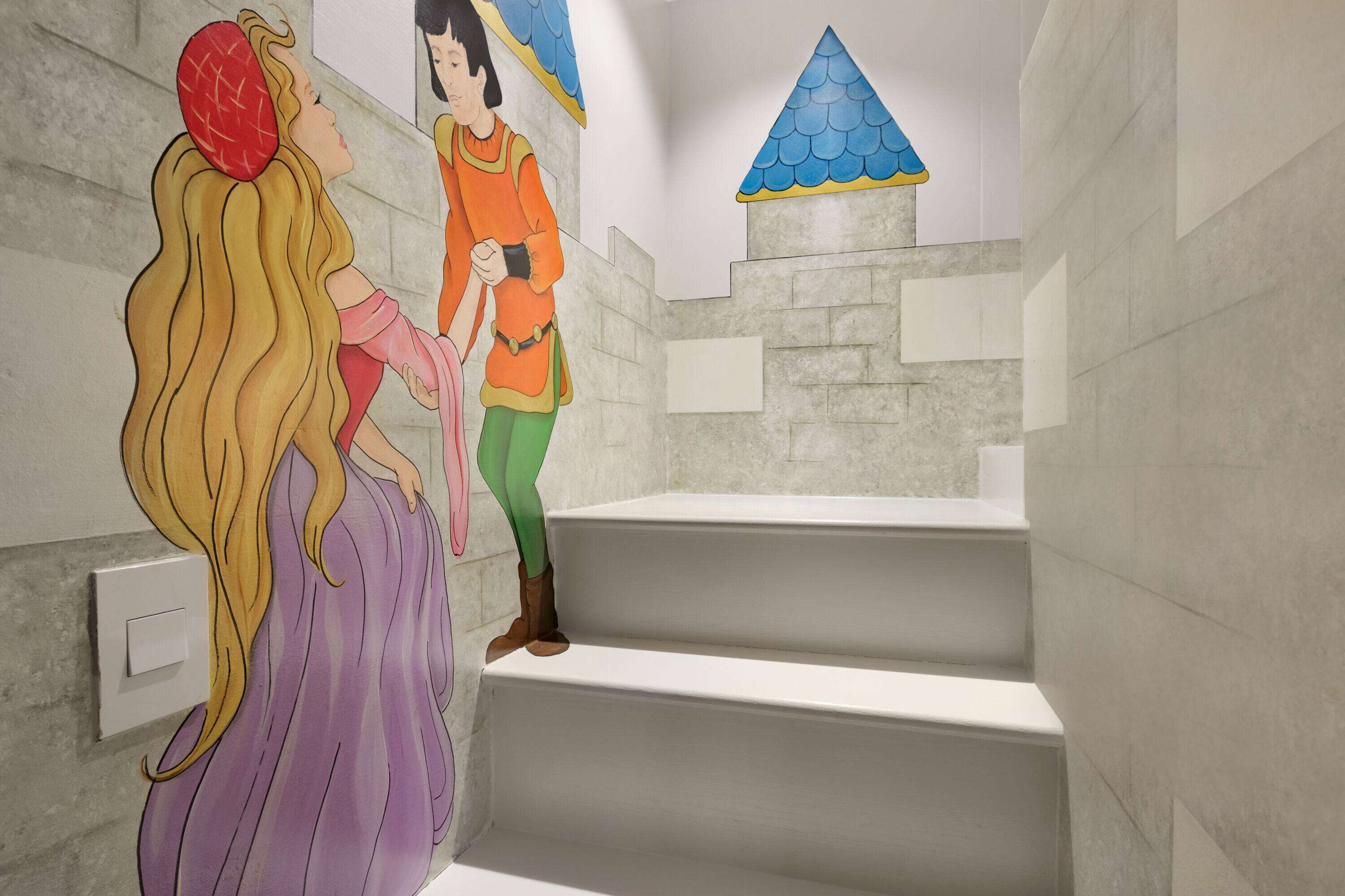   開放式套房, 多張床, 非吸煙房 | 客房內保險箱、書桌、熨斗/熨衣板、免費搖籃/嬰兒床