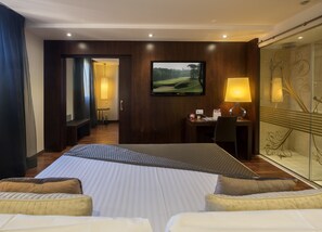 1 bedroom, minibar, in-room safe, desk