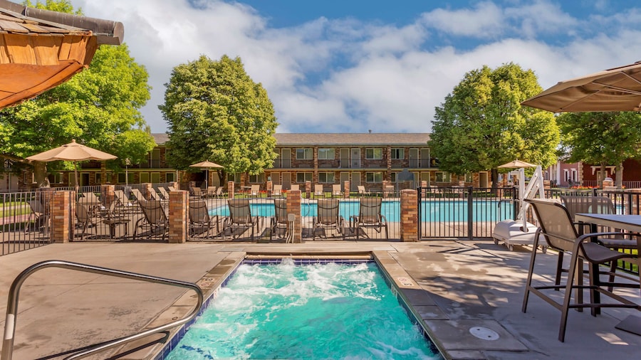 Best Western Plus Burley Inn & Convention Center