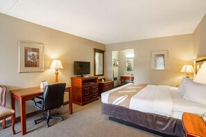 In-room safe, desk, iron/ironing board, free WiFi