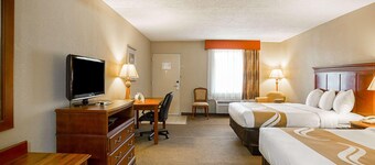 Quality Inn Hurricane Mills I-40