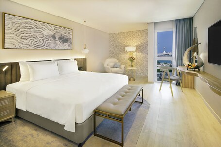 Radisson Blu Hotel Resort, Abu Dhabi Corniche - Image 44
