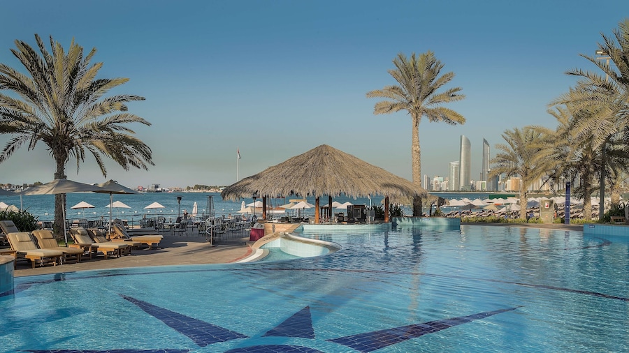 Radisson Blu Hotel & Resort, Abu Dhabi Corniche