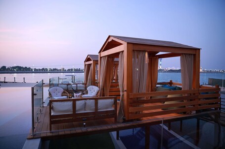 Radisson Blu Hotel Resort, Abu Dhabi Corniche - Image 87