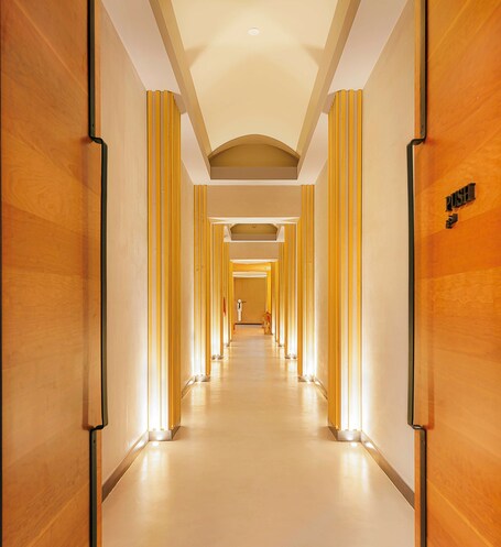 Radisson Blu Hotel Resort, Abu Dhabi Corniche - Image 69