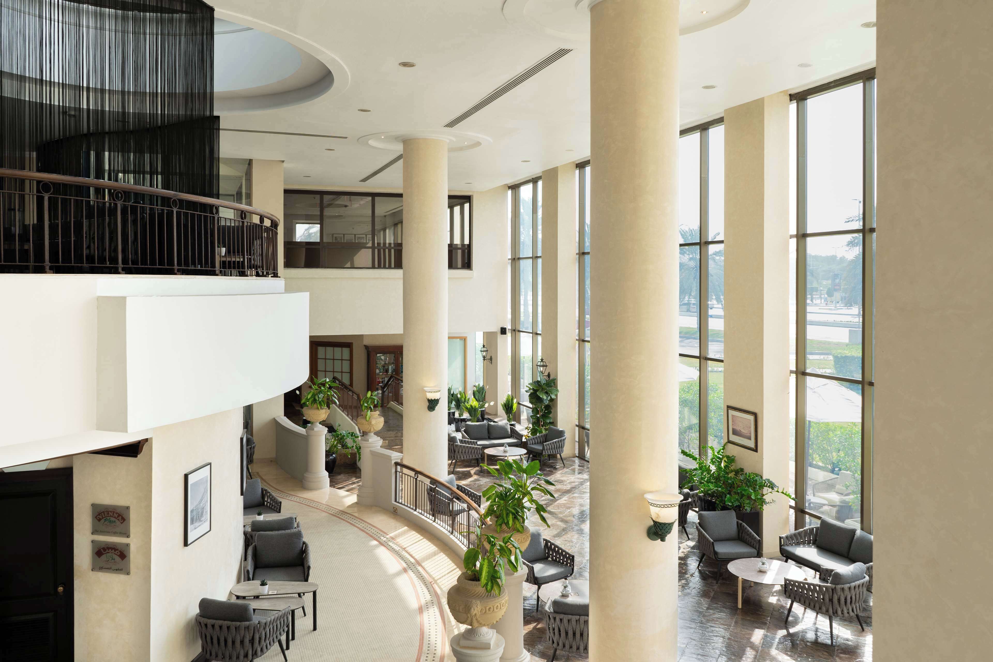 6 restaurants, breakfast, lunch, dinner served; mediterranean cuisine