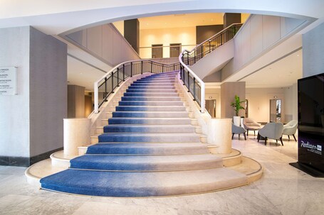 Radisson Blu Hotel Resort, Abu Dhabi Corniche - Image 19