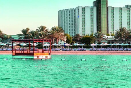 Radisson Blu Hotel Resort, Abu Dhabi Corniche - Image 5