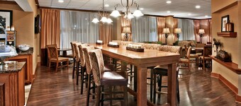 博林格林希爾頓歡朋酒店