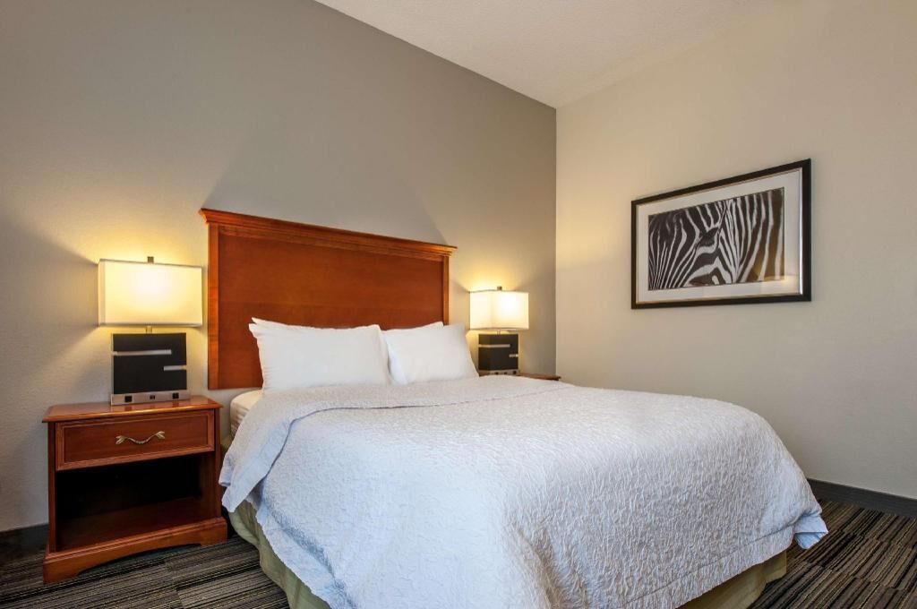 Premium bedding, in-room safe, desk, blackout curtains