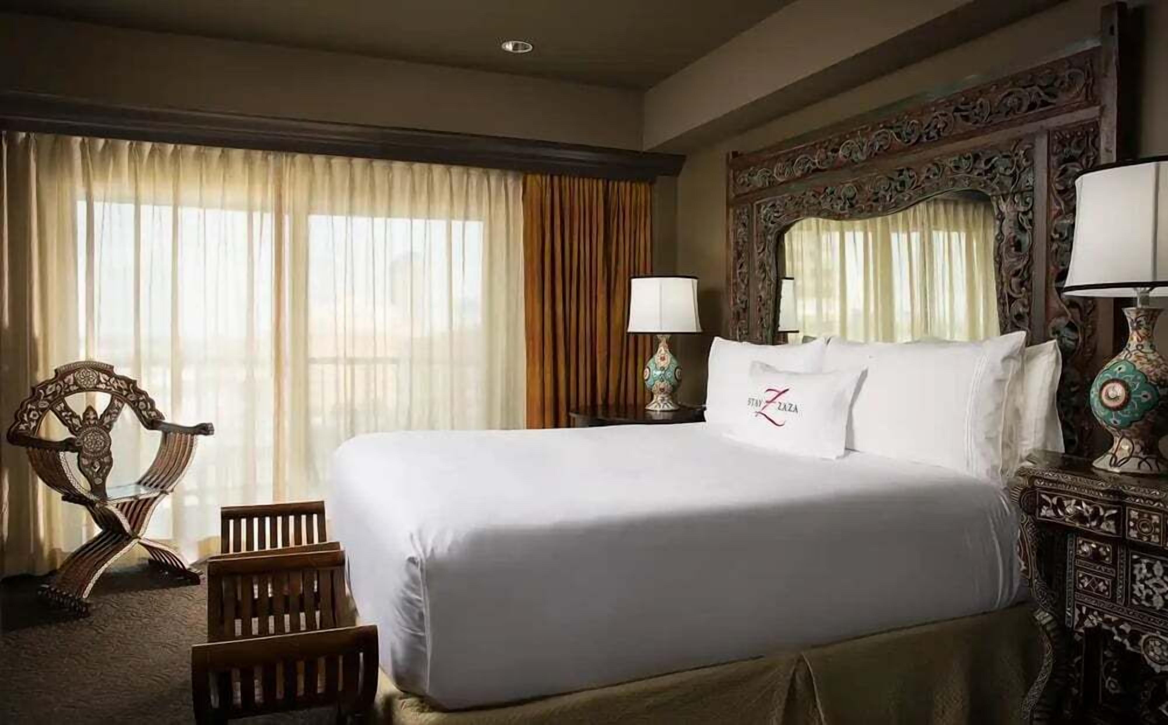 Suite (Casablanca) | Premium bedding, pillow-top beds, minibar, in-room safe