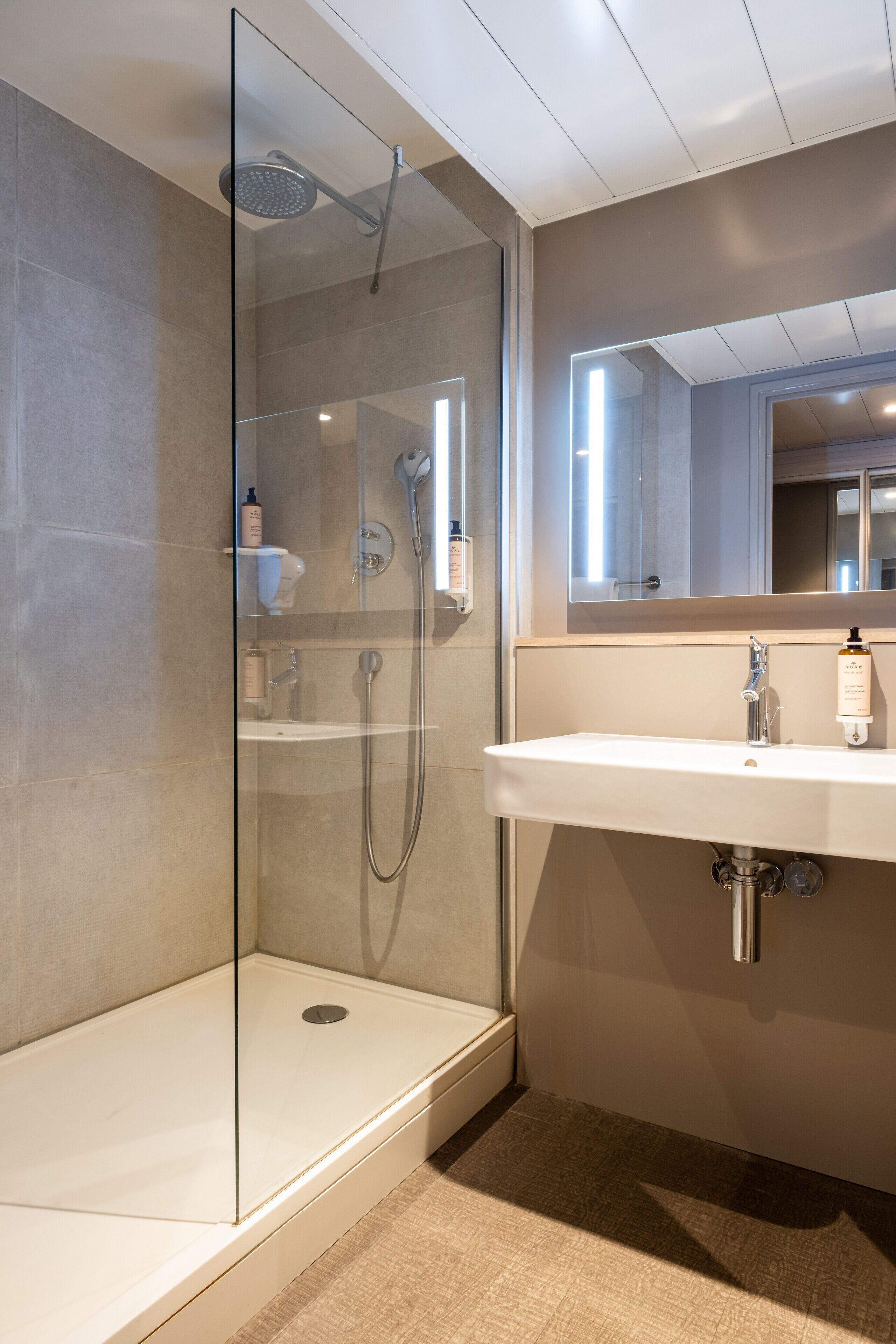 eco-friendly toiletries, hair dryer, towels