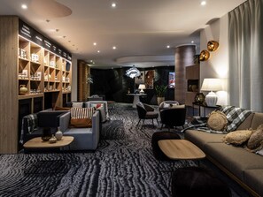 Bar (on property) - Mercure Grenoble Meylan (Meylan)