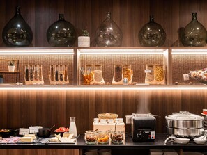 Dagelijks ontbijtbuffet (toeslag)
