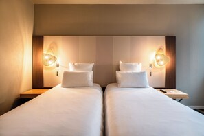 Classic-Zimmer, 2 Einzelbetten | Hochwertige Bettwaren, Minibar, Zimmersafe, Schreibtisch