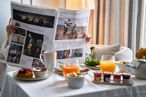 Daily continental breakfast for a fee - Paris Marriott Opera Ambassador (Paris)