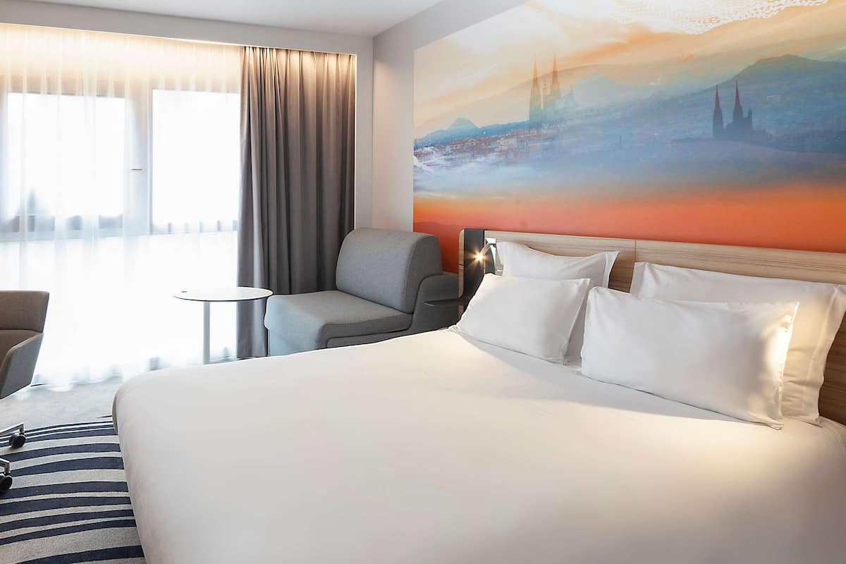 Superior Room, 1 Queen Bed with Sofa bed