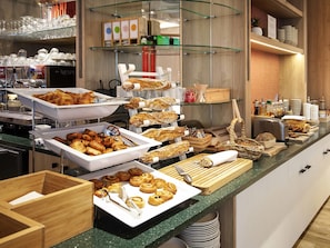 Daily buffet breakfast (EUR 20 per person)