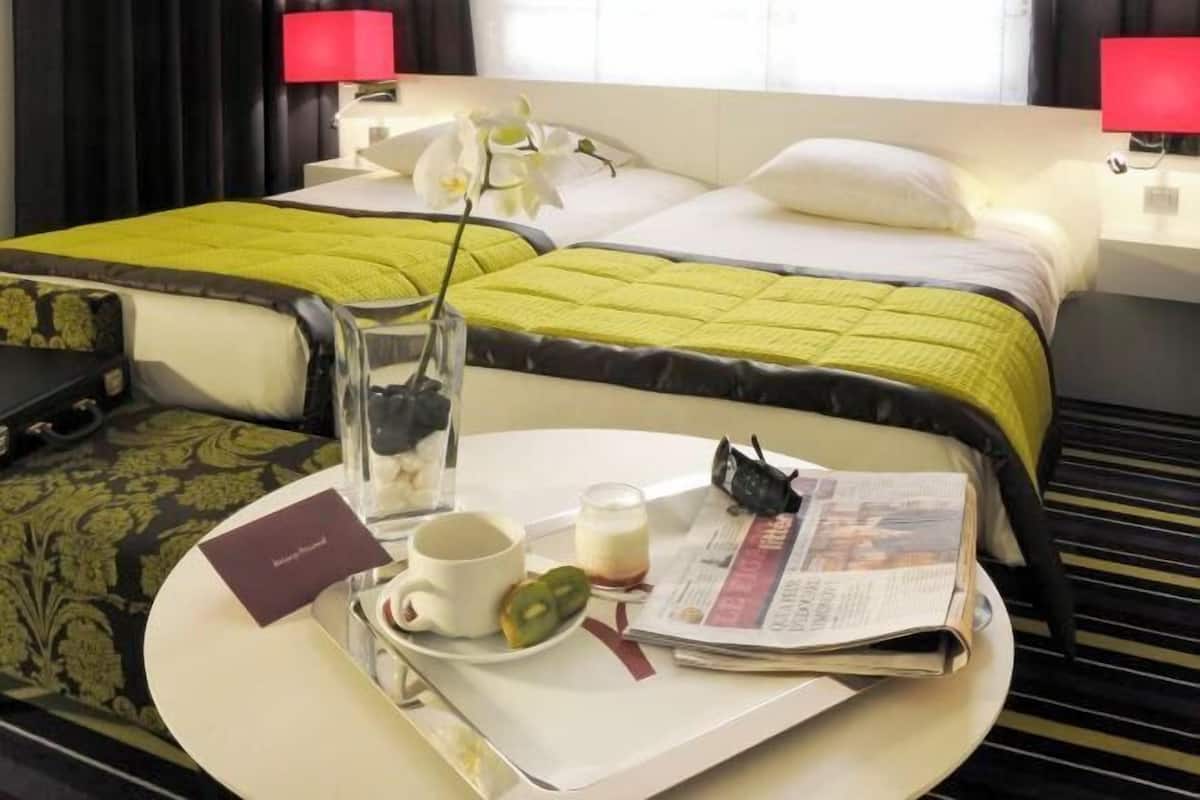 Literie de qualité supérieure, coffres-forts dans les chambres, bureau