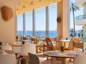 Daily buffet breakfast for a fee - Mercure Nice Promenade Des Anglais (Nice)