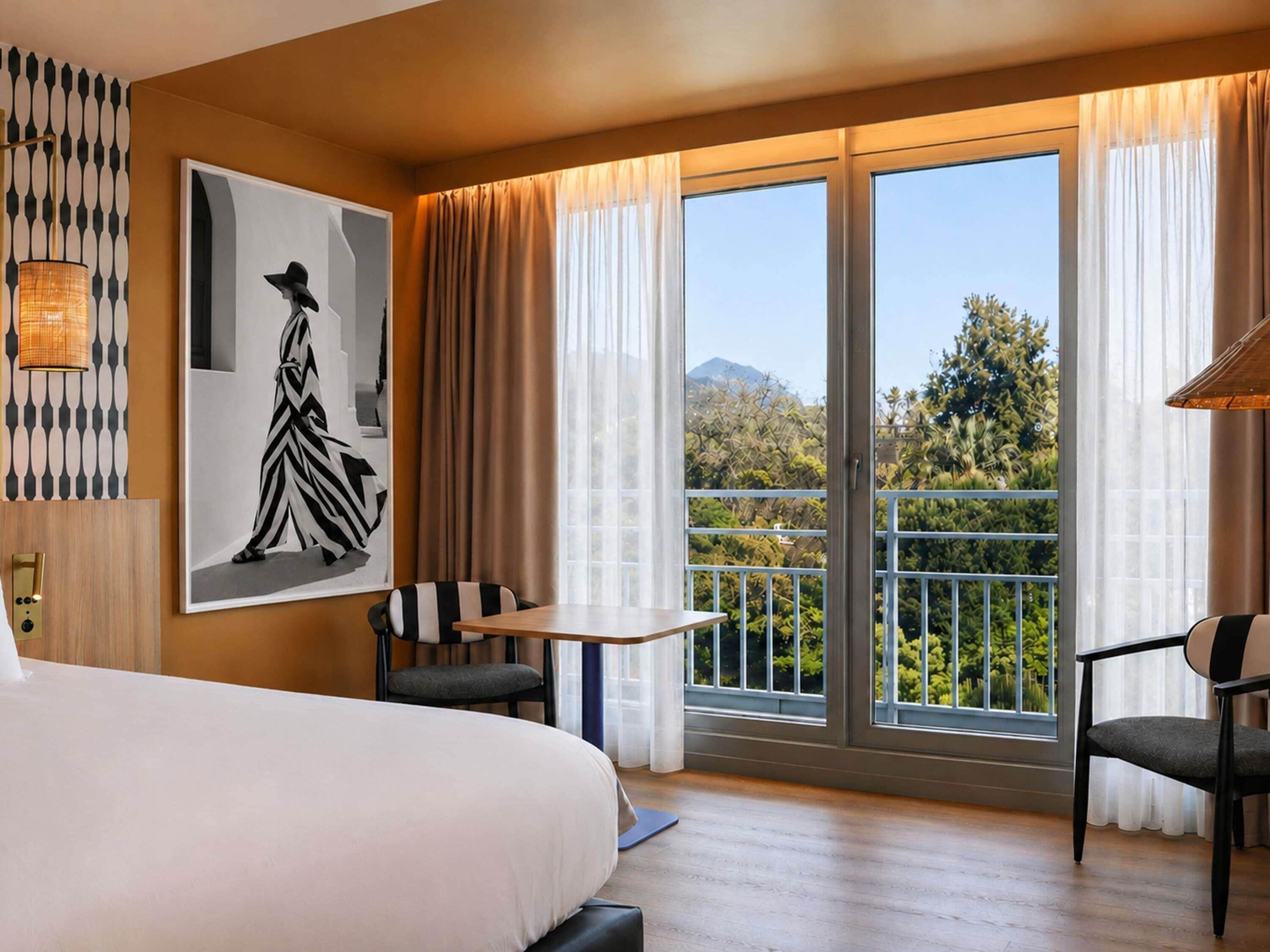 Privilege, Room, Ocean View, Garden Area | Premium bedding, in-room safe, desk, laptop workspace