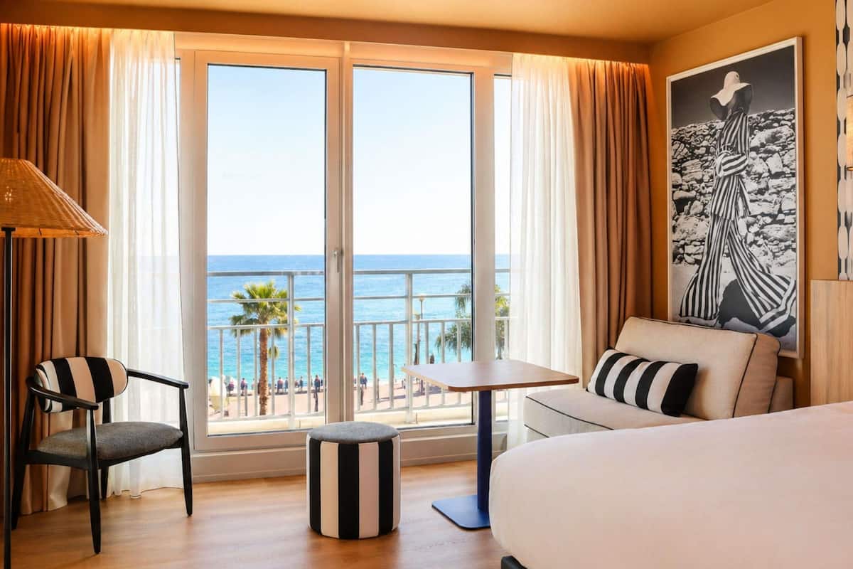 Privilege, Room, 1 Double Bed, Sea Facing | Premium bedding, in-room safe, desk, laptop workspace