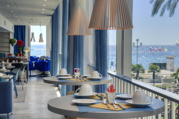 Superior Room, 1 Double Bed (City side) | Premium bedding, in-room safe, desk, laptop workspace