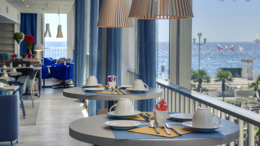 Mercure Nice Promenade Des Anglais