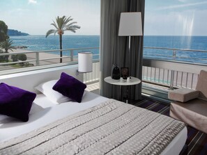 1 bedroom, premium bedding, in-room safe, desk