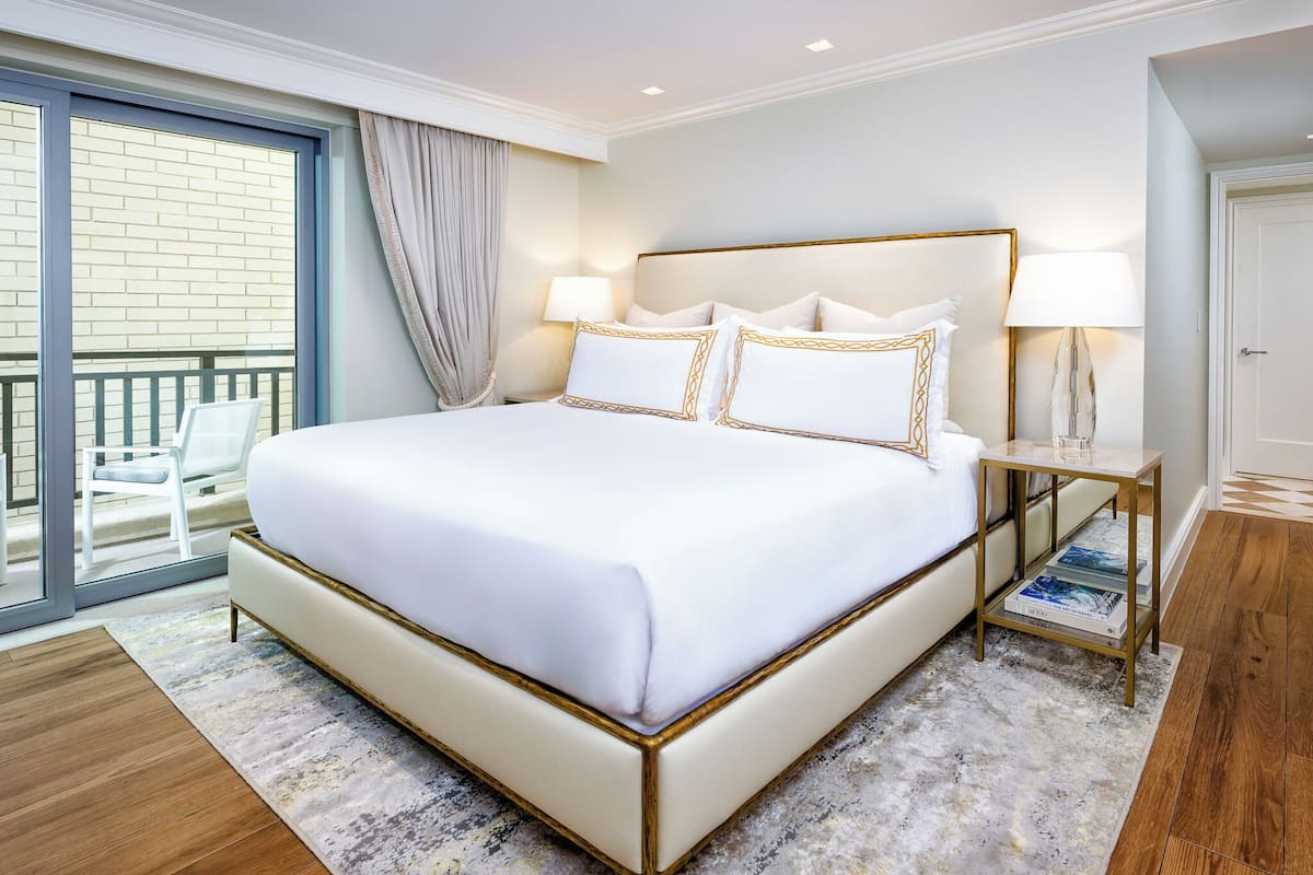 Suite, Oceanfront (California) | Premium bedding, down comforters, minibar, in-room safe